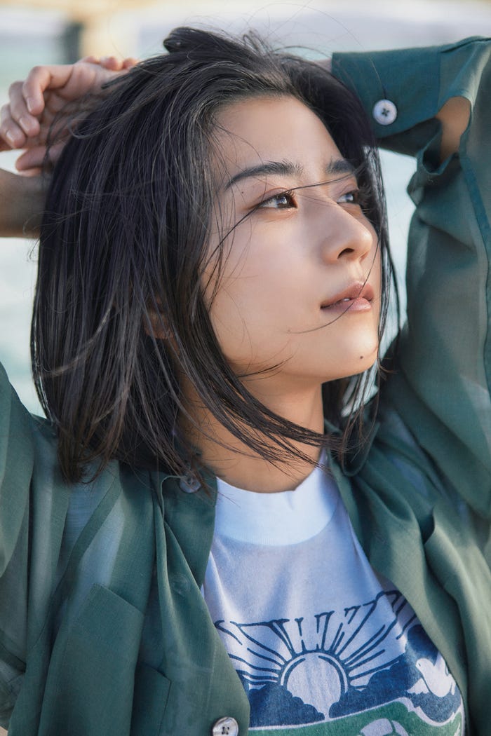 黒島結菜「黒島結菜 in ちむどんどん」(東京ニュース通信社刊)(提供写真)