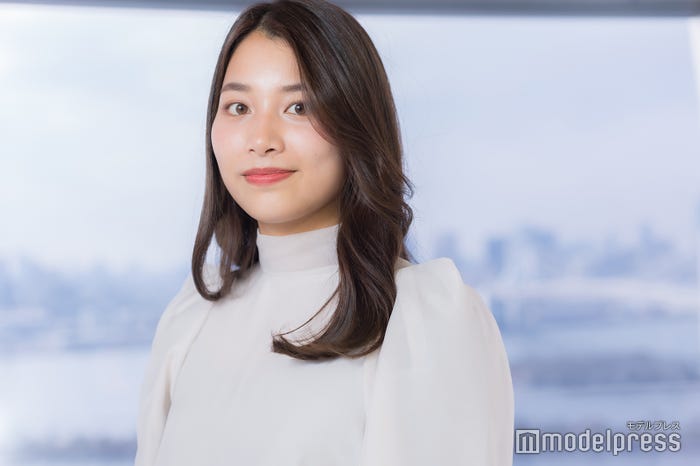 成實陽菜さん(C)モデルプレス