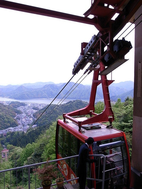 全長676mの「城崎温泉ロープウェイ」で大師山山頂へ／photo by bizmac