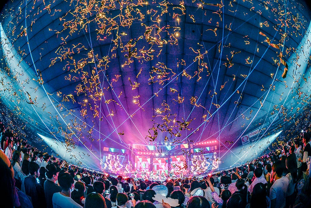 IVE「IVE THE 1ST WORLD TOUR ‘SHOW WHAT I HAVE’」より（C）撮影：田中聖太郎写真事務所