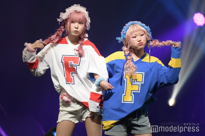 りち、ののち(C)モデルプレス