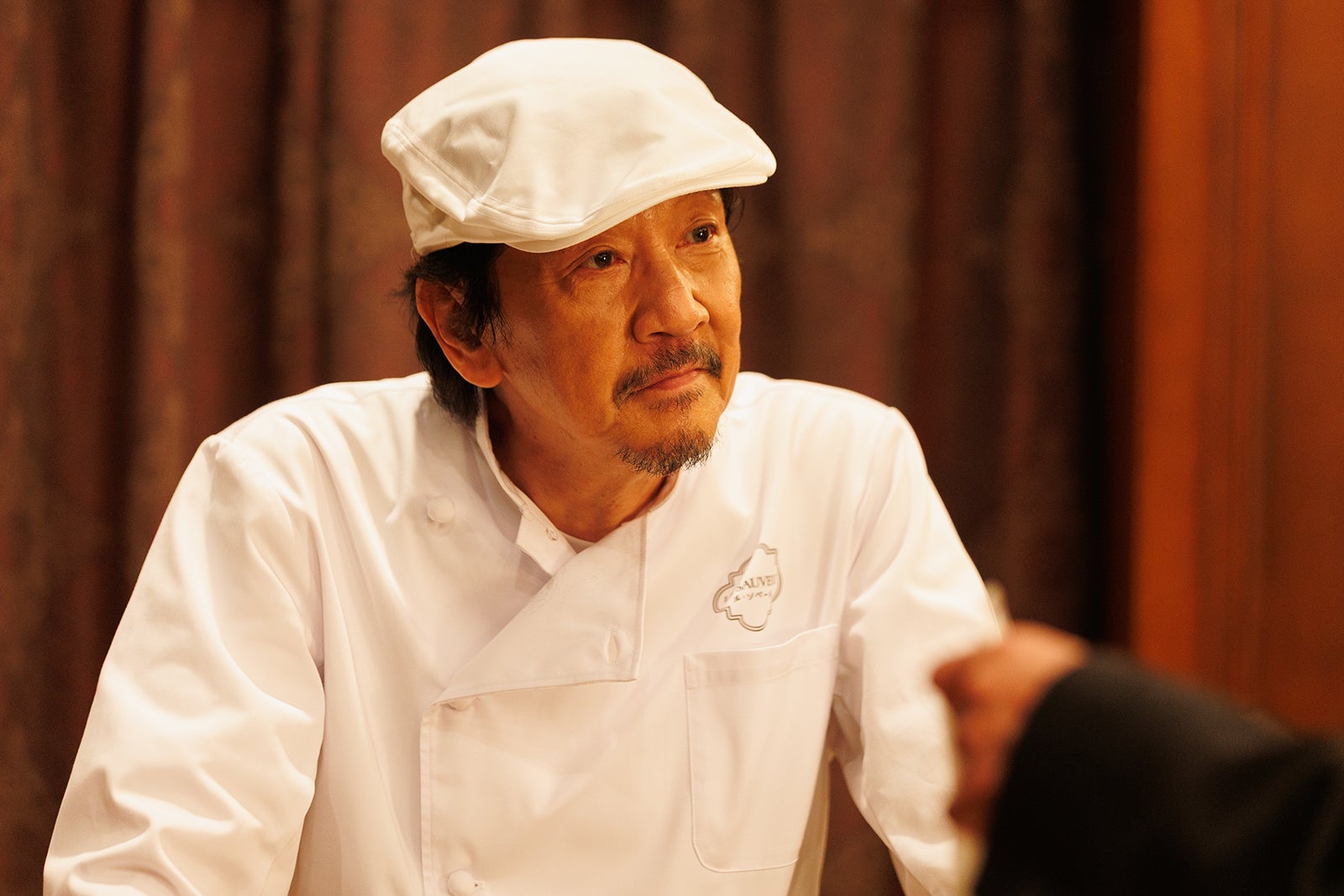 奥田瑛二「匿名の恋人たち」本編カット（提供写真）