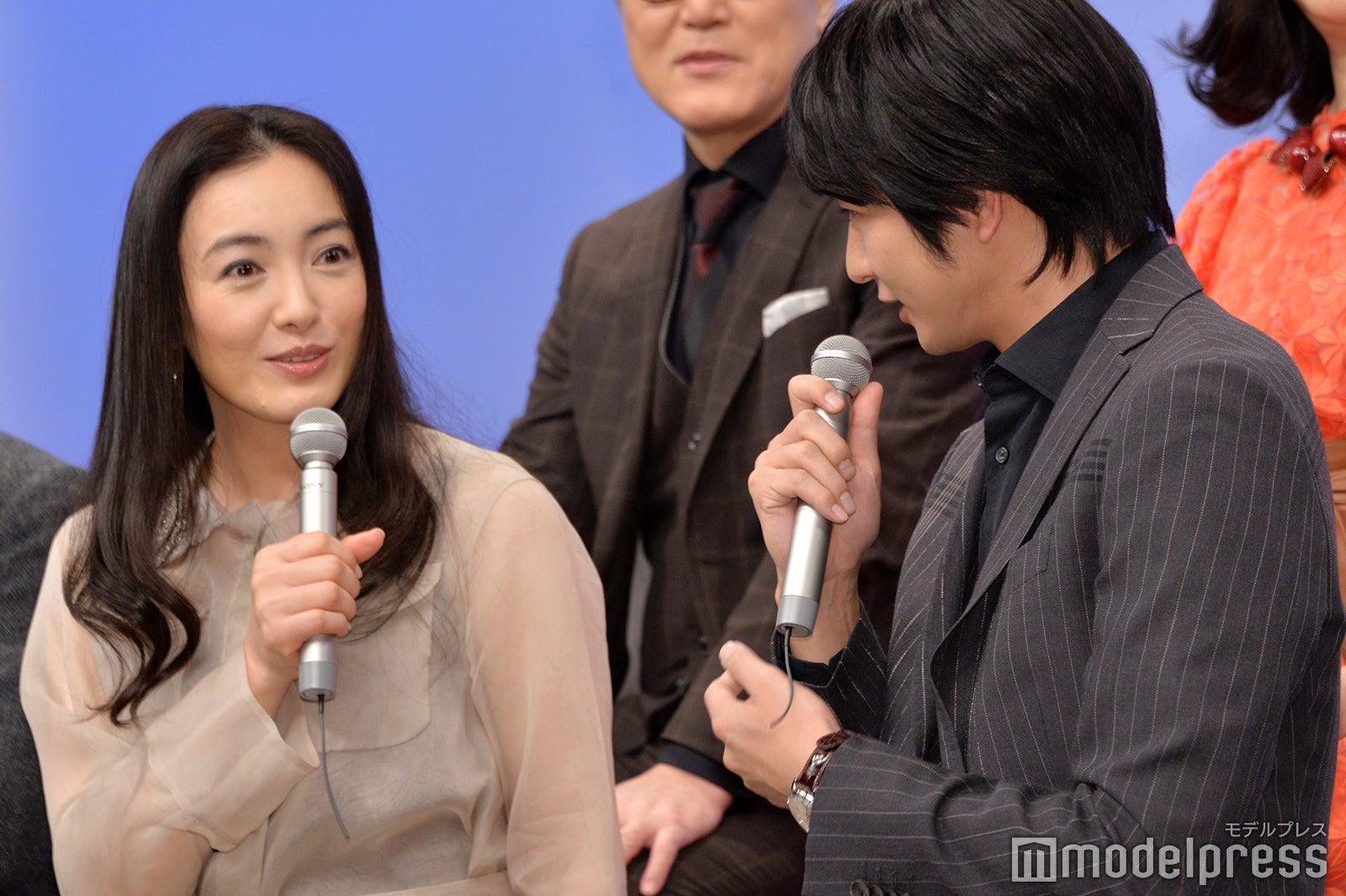 仲間由紀恵、向井理（C）モデルプレス