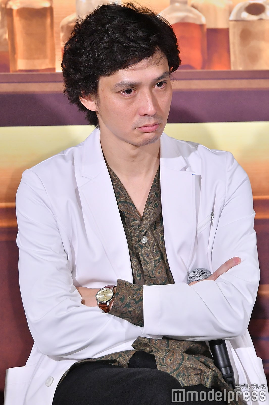 安藤政信／「神酒クリニックで乾杯を」（C）モデルプレス