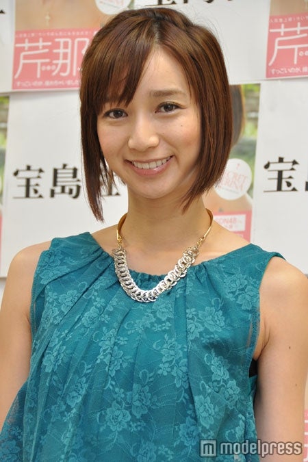 芹那、小池徹平との熱愛報道にコメント「恥ずかしい写真撮られちゃった」