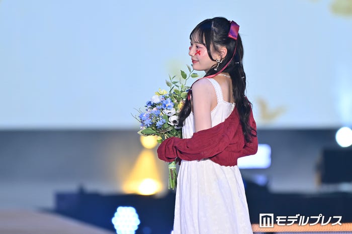 鈴木瞳美(C)モデルプレス