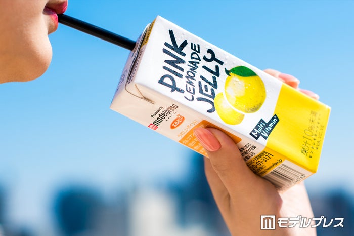 SNS世代のリアルな声を徹底リサーチ&商品化 モデルプレス初のコラボドリンクを発表(C)モデルプレス