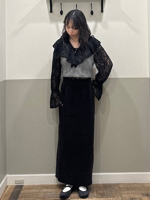 黒ブラウス コーデ 黒ブラウスコーデ5