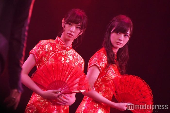 西野七瀬、白石麻衣(C)モデルプレス