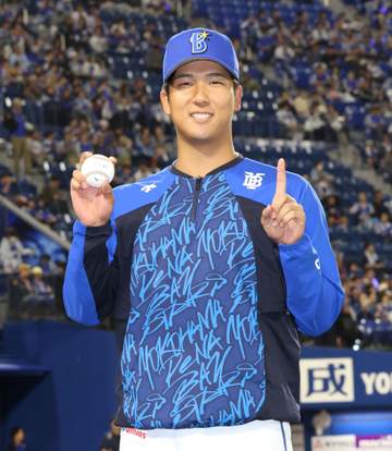 DeNAドラ2島田「今の方が緊張」プロ初勝利＆セ新人初1イニング3者連続三振に初々しい返答 ウイニングボールは「1人で育ててくださったお母さんに」