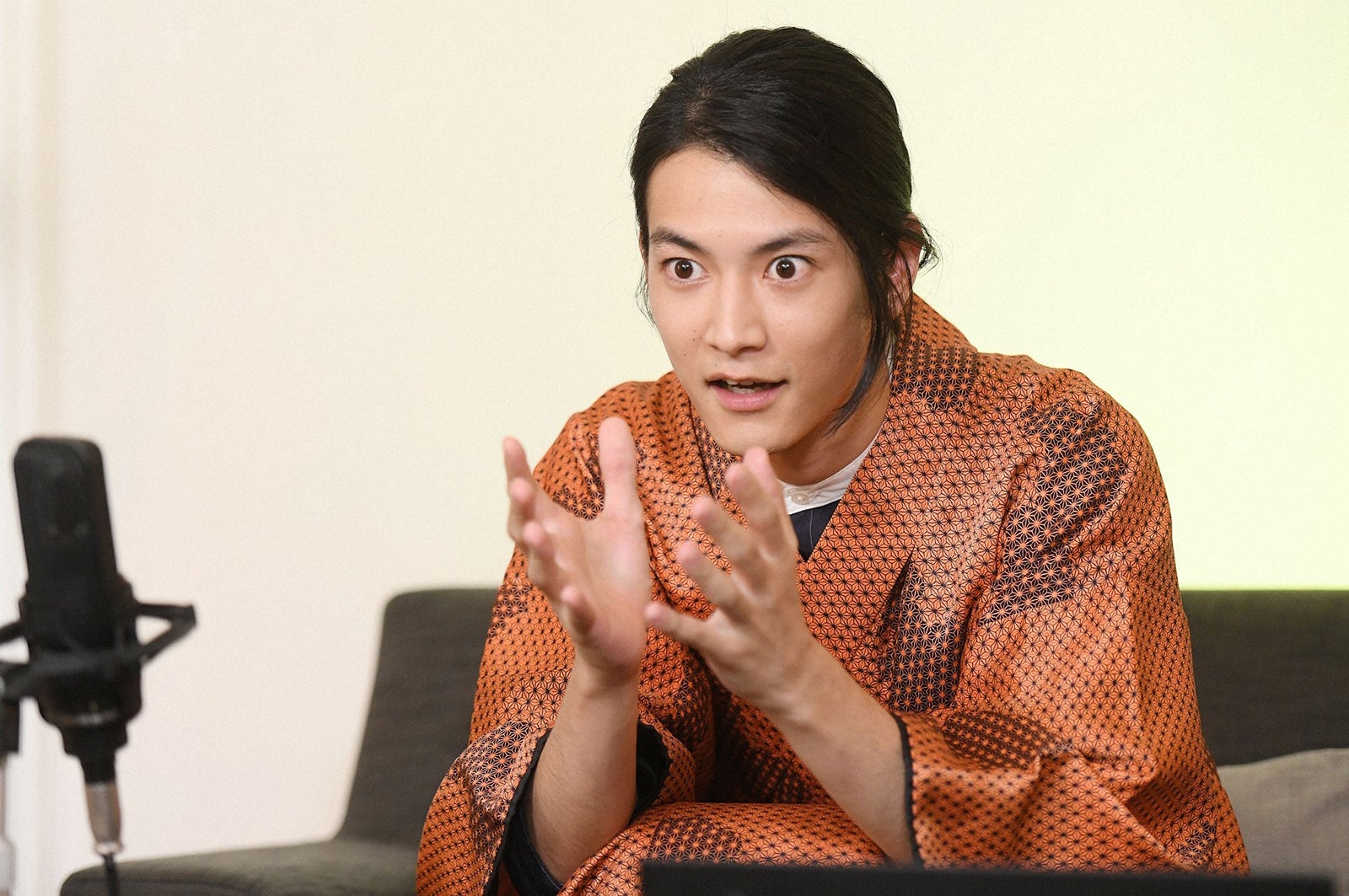 渡邊圭祐／「MIU404」第10話より（C）TBS