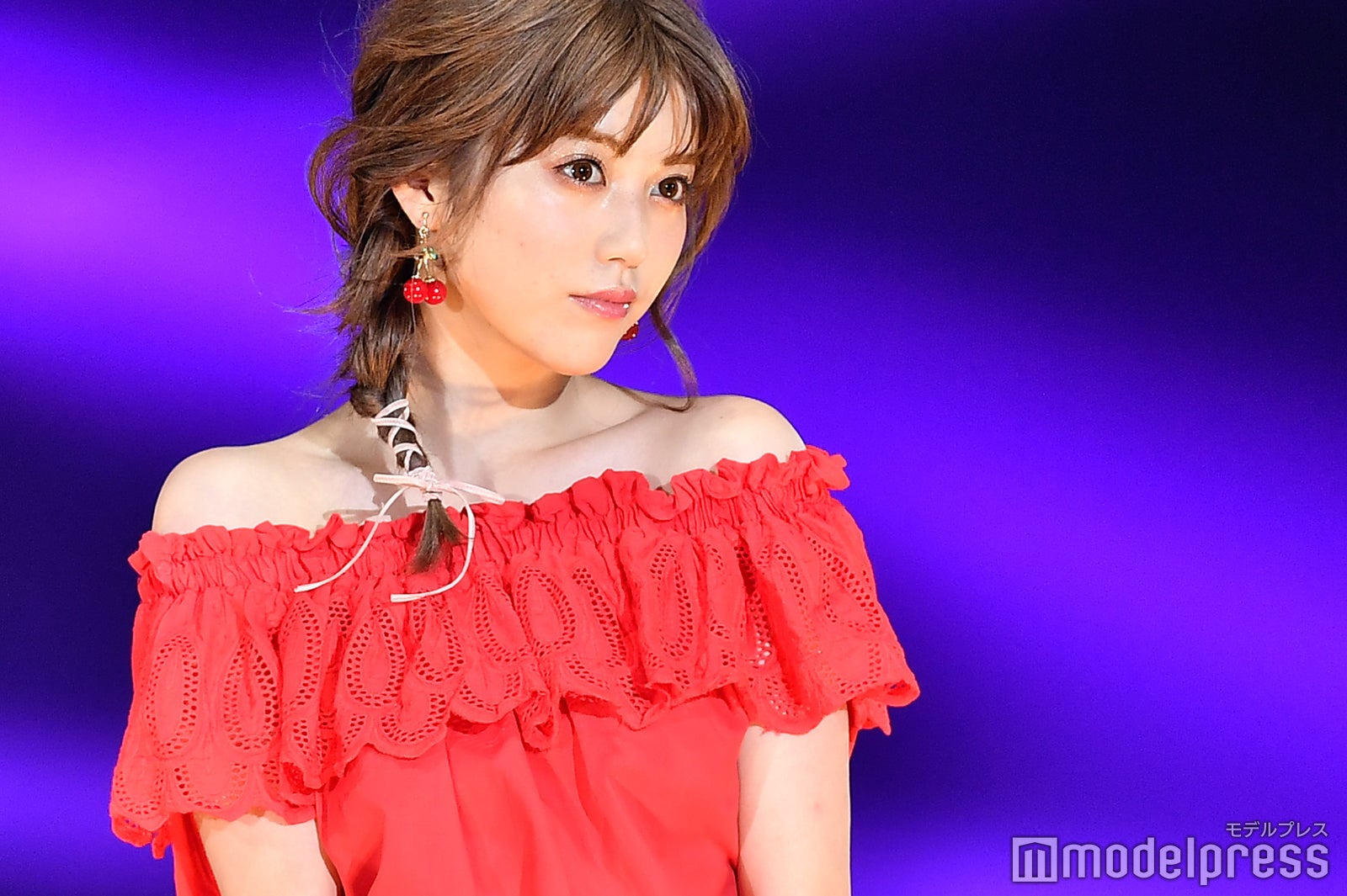 ちゃんえな、肩出し×ショーパンで美肌輝く キュートなランウェイに歓声＜TGC富山2018＞