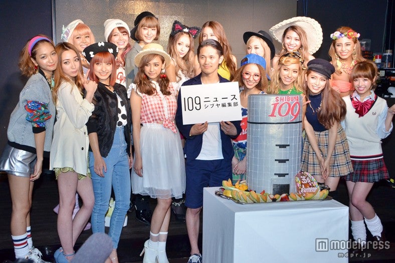 （左上から）寿るい、鈴木あや、izu、根本弥生、May J.、細井宏美、安部ニコル、峯村優衣（左下から）安井レイ、坂本礼美、森摩耶、矢野安奈、宮城大樹、武田静加、越川真美、尾崎紗代子、舟山久美子