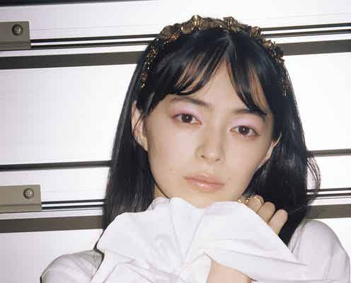 アンジュルム上國料萌衣、ファンタジー感じるファッションで魅了 メンバーへの思い語る