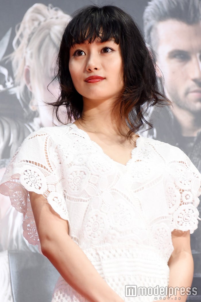 忽那汐里 ピンクヘアで春先取りイメチェン 似合ってる 美しい と絶賛の声 モデルプレス 忽那汐里 ピンクヘアで春先取りイメチェン 似合ってる 美しい と絶賛の声 モデルプレス