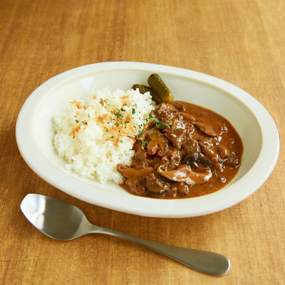 ビーフストロガノフ（提供画像）