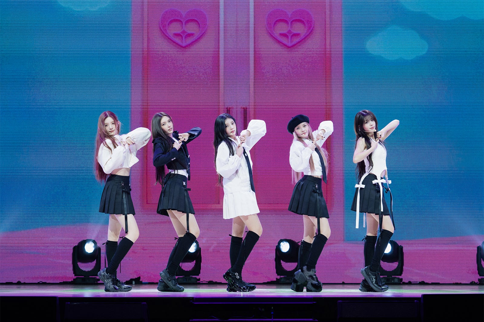 ILLIT（P）&（C） BELIFT LAB Inc.