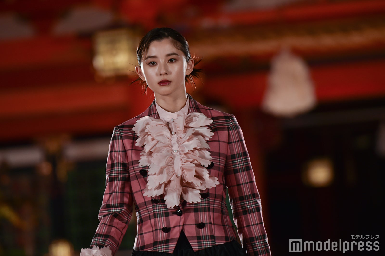 朝比奈彩（C）モデルプレス