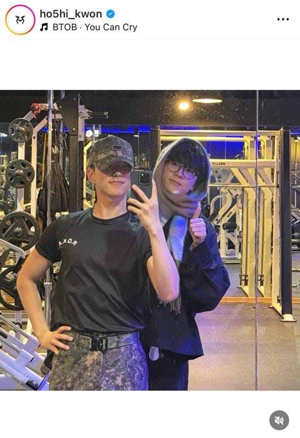 HOSHI Instagramより