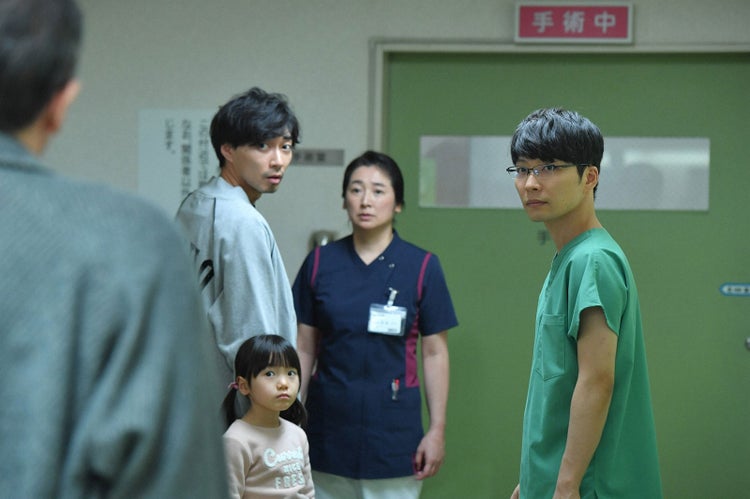 画像15 17 四宮 星野源 緊急事態に立ち向かう サクラ 綾野剛 の思いは届く コウノドリ 第9話あらすじ モデルプレス 画像15 17 四宮 星野源 緊急事態に立ち向かう サクラ 綾野剛 の思いは届く コウノドリ 第9話あらすじ モデルプレス