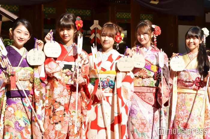 (左から)田辺かほ、鈴木優華、都丸紗也華、加藤雛、神沢有紗 (C)モデルプレス