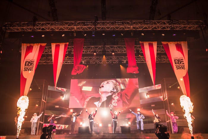 SUPER JUNIOR-D&E JAPAN TOUR 2018~STYLE~』日本武道館公演(写真:田中聖太郎写真事務所)