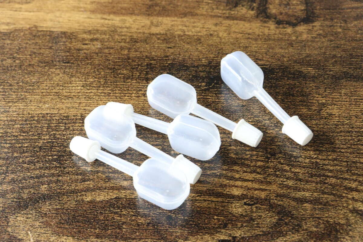 セリアのスポイトボトル