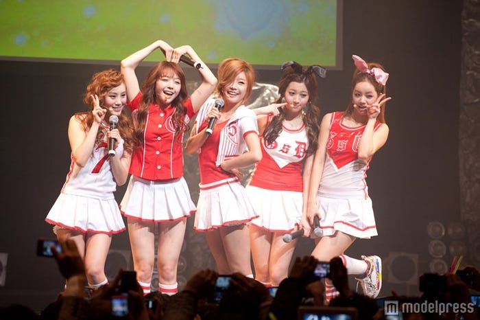 ジヘ、ミナ、ソジン、ユラ、ヘリ