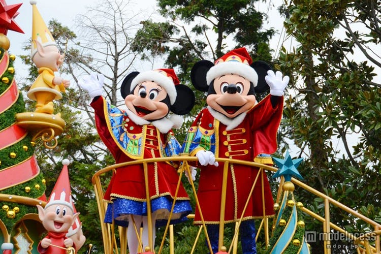 ディズニーランドのクリスマス 今年見納めのパレードも イベント先取りガイド モデルプレス ディズニーランドのクリスマス 今年見納めのパレードも イベント先取りガイド モデルプレス