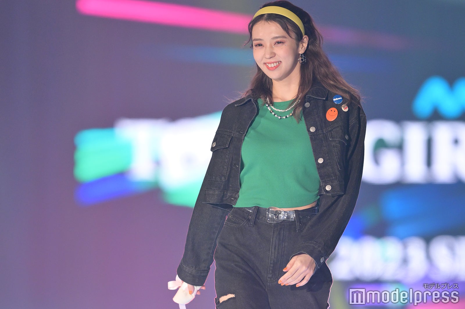 櫻坂46小林由依、ハーフツイン×イエローカチューシャの可愛さに