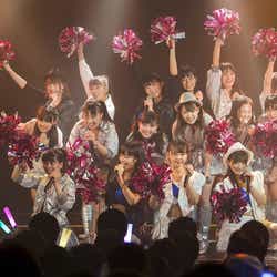 モデルプレス - NMB48、結婚宣言の須藤凜々花も出演「ここにだって天使はいる」リバイバル公演初日…新センター&初の試みを発表