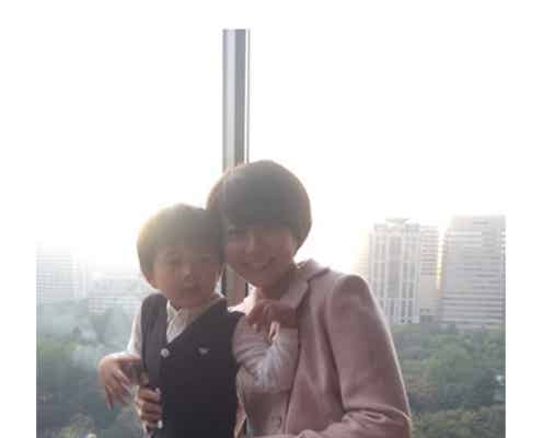 小林麻央、子どもと久々外出 市川海老蔵「泣けるよ」「最近の中で一番幸せな日」