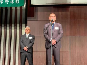 専修大 新監督に町田浩二郎氏を正式発表 「勝つ」連発スピーチ 100周年記念祝賀会に黒田氏、西武・高橋礼ら豪華OB登場