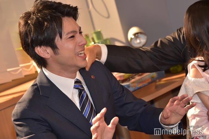 涙する山田裕貴(C)モデルプレス