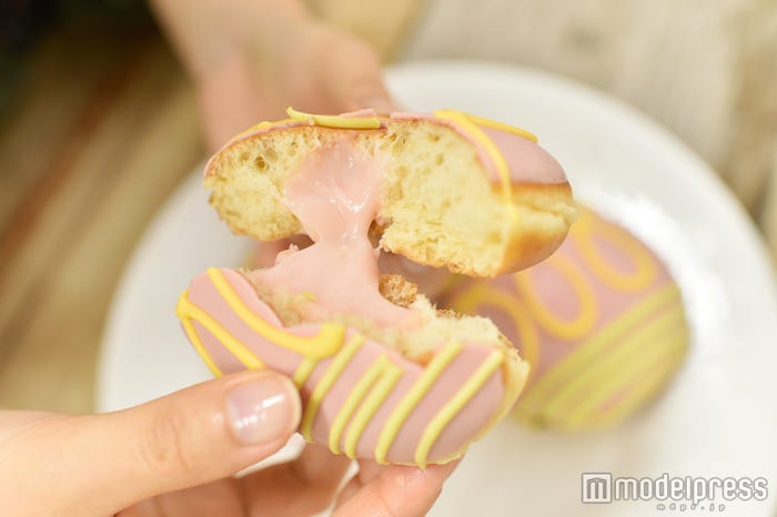 さっぱりしたクリームがたっぷり(C)モデルプレス