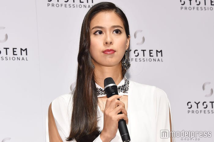 阿部桃子(C)モデルプレス