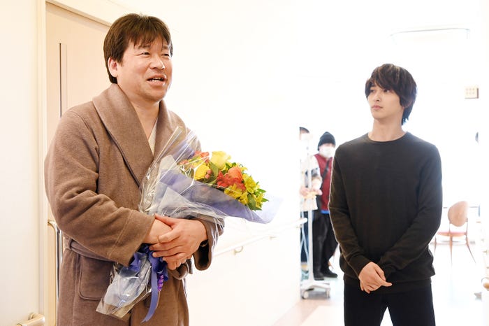 (左から)佐藤二朗、横浜流星(画像提供:読売テレビ)