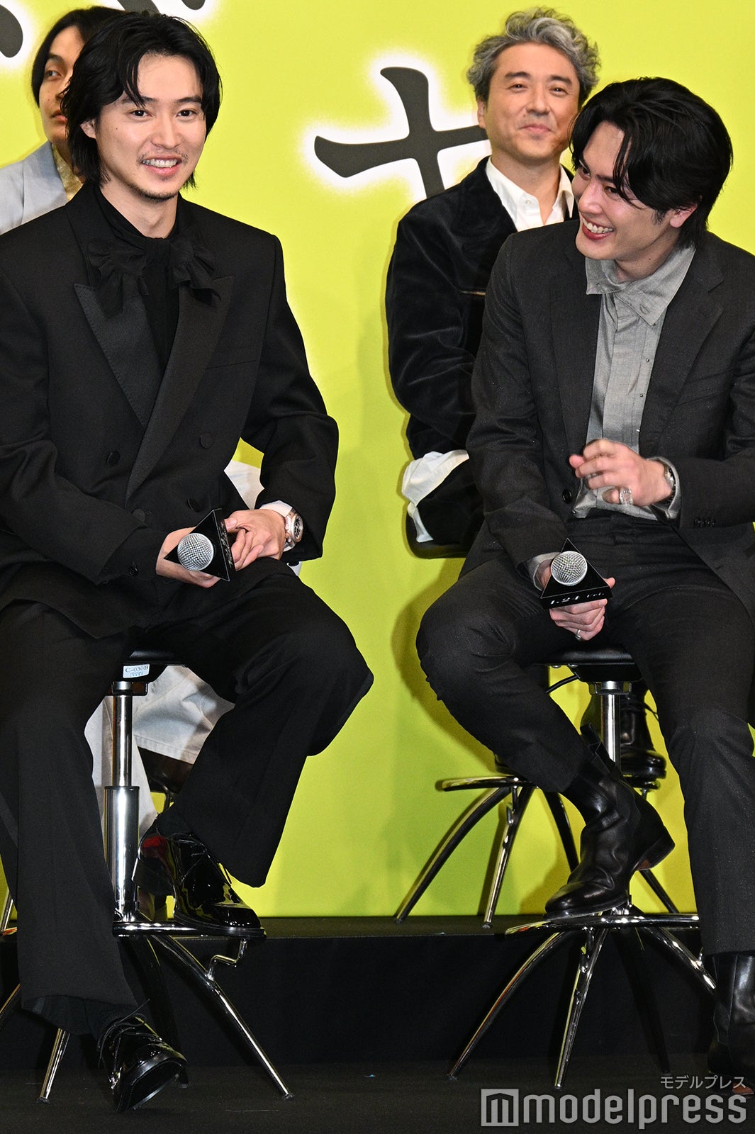 山崎賢人、間宮祥太朗（C）モデルプレス