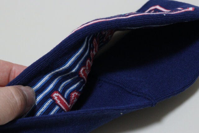 セリア 婦人ネオン看板柄ヘアターバン セリアの婦人ネオン看板柄ヘアターバンは吸水力がある