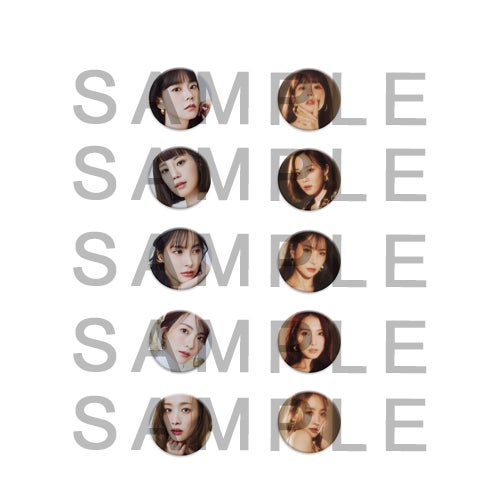 KARA／缶バッチ（提供写真）