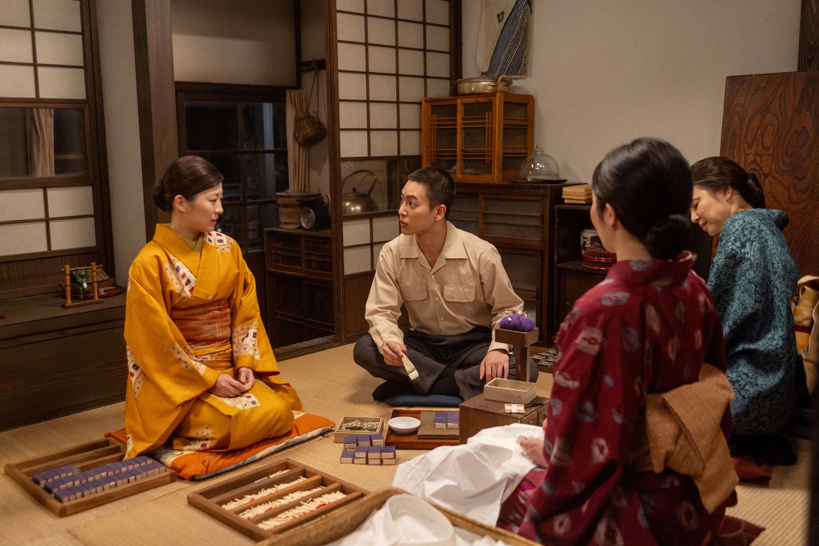 伊藤沙莉、三山凌輝、森田望智、石田ゆり子「虎に翼」第46話（C）NHK