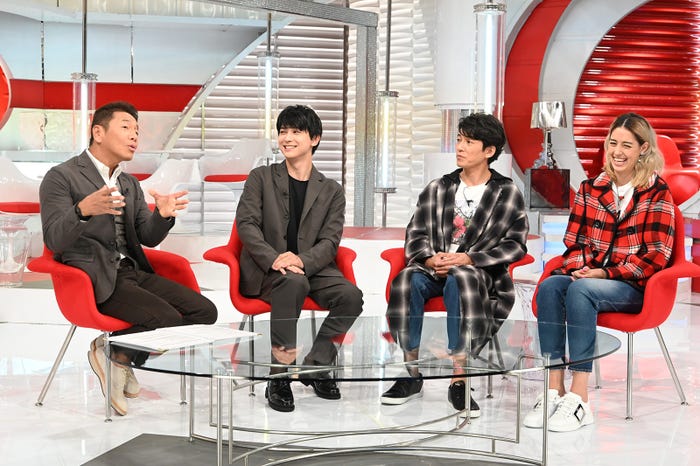 上田晋也、吉沢亮、藤木直人、森泉(C)日本テレビ
