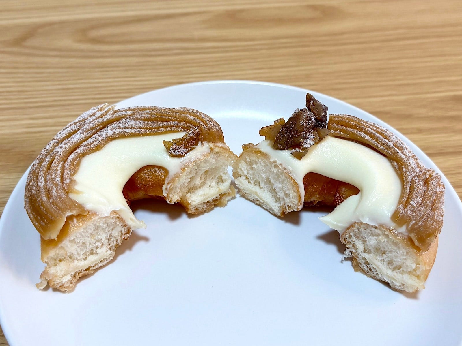 モンブランクリームと甘栗の上品な甘みを堪能できるドーナツ