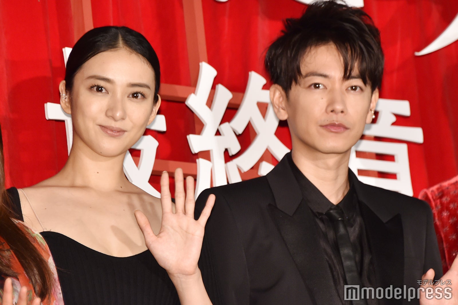 武井咲、佐藤健（C）モデルプレス
