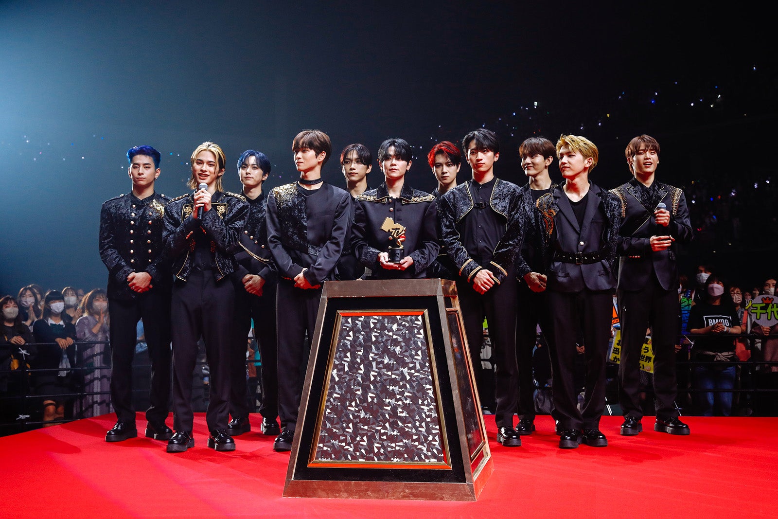 INI（C）上山陽介