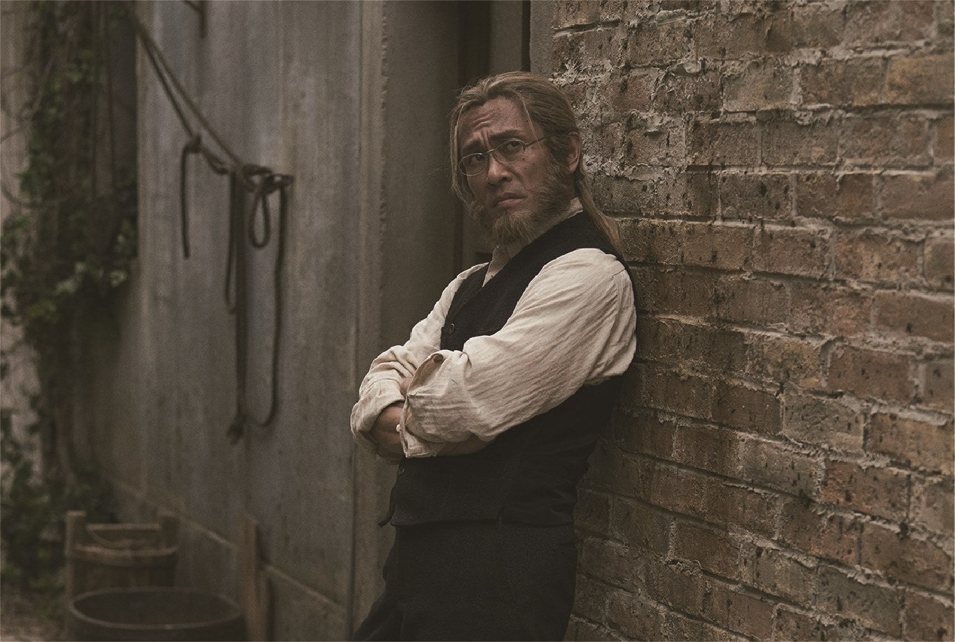 内野聖陽 （C）2022 映画「鋼の錬金術師2＆3」製作委員会