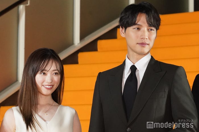 福原遥、福士蒼汰(C)モデルプレス