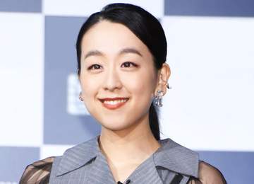 浅田真央さん マリブ超高級店にエレガント姿で降臨 ドジャース奥さま会も開催の海沿い有名店、絶景テラス席で世界的シェフと笑顔