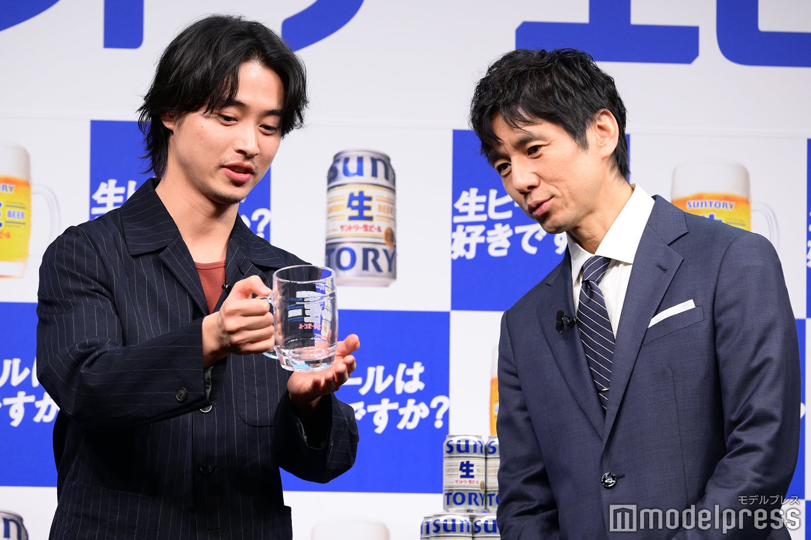 山崎賢人、西島秀俊（C）モデルプレス