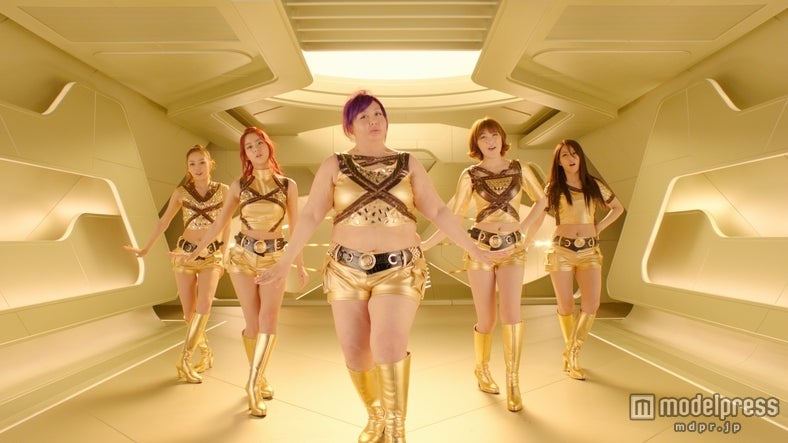 ニコルが“激太り”？！／「ソイカラ」新CM「太ったKARA」篇より